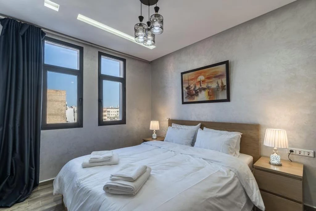 Chic Apartment Cosy Stay Ain Sebaa bedroom
